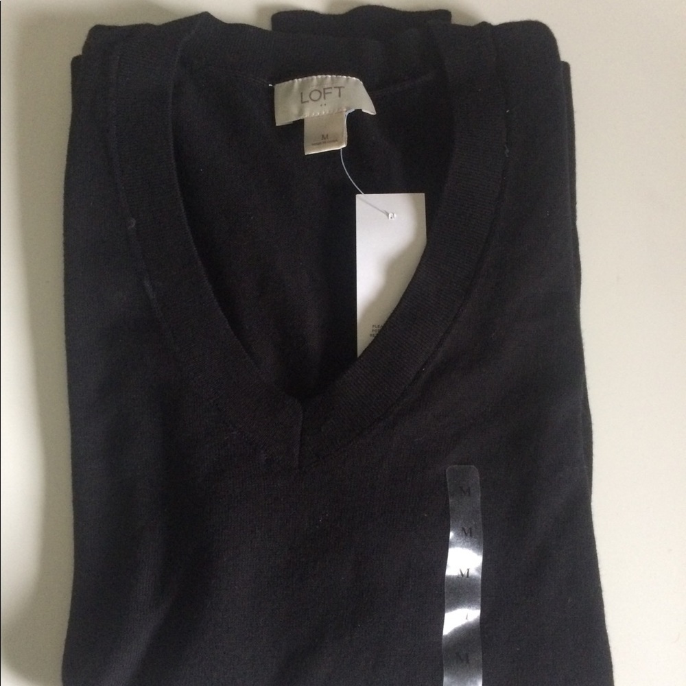 Lightweight Loft Sweater Black Medium Long Sleeve